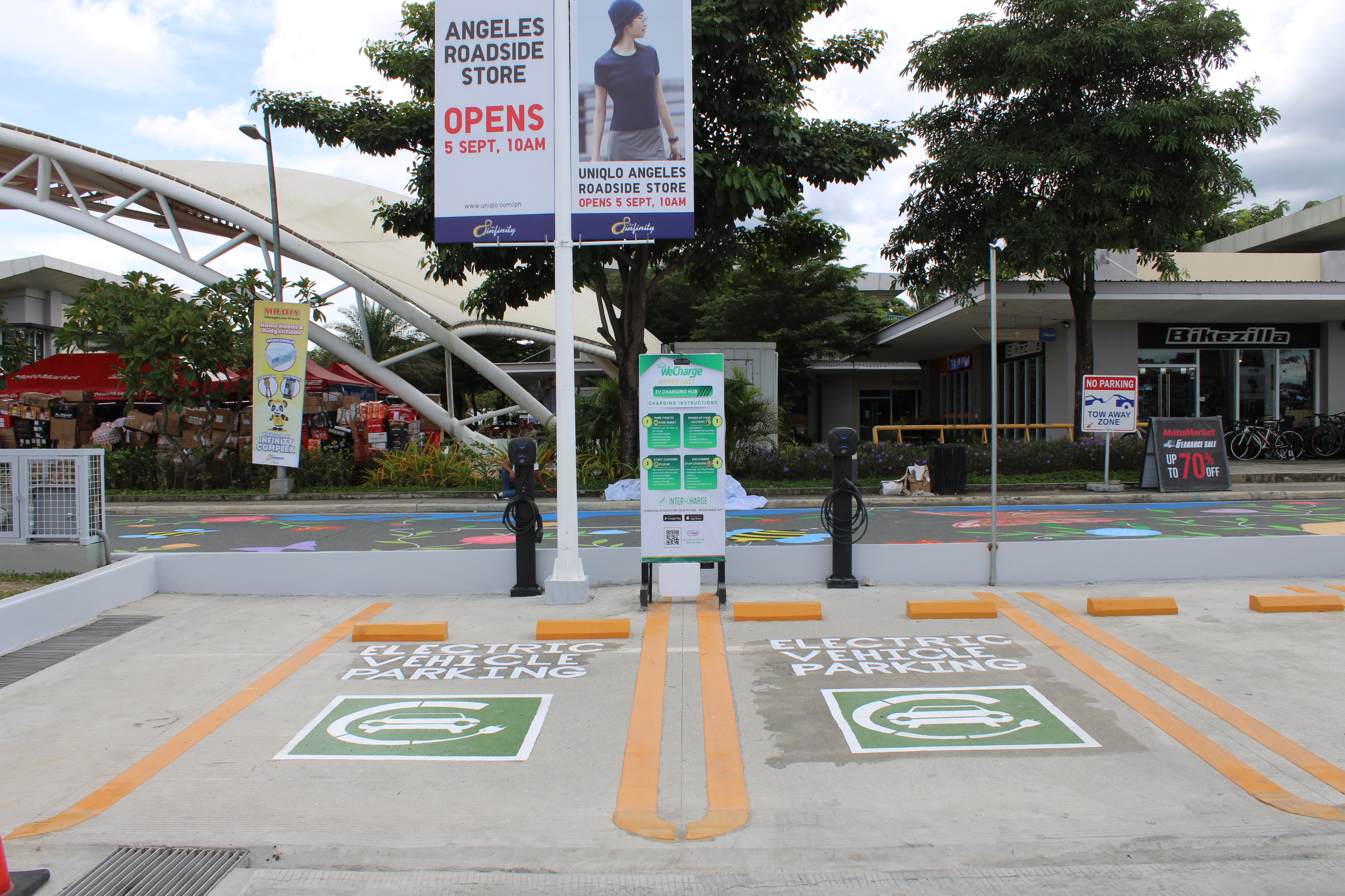 Uniqlo Open Parking charging station at The Infinity, Angeles, Pampanga